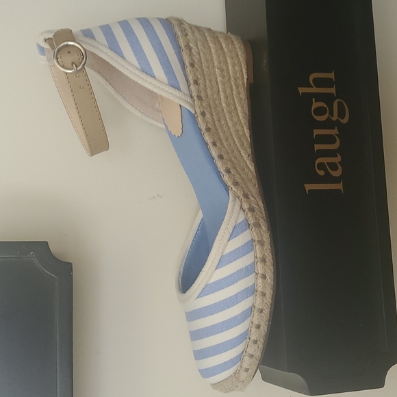 Crown & Ivy Nautical Blue White Stripe Espadrille Wedge - Picture 3 of 11